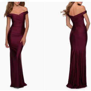 LA FEMME OFF THE SHOULDER WINE TRUMPET GOWN GOWN sz 2